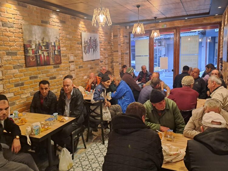 Sakarya’da “garipler iftarı”nın 33’üncüsü gerçekleştirildi haberi