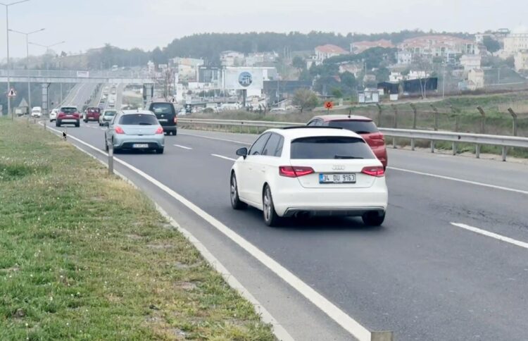 Tekirdağ-İstanbul kara yolunda bayram tatili yoğunluğu yaşanıyor haberi