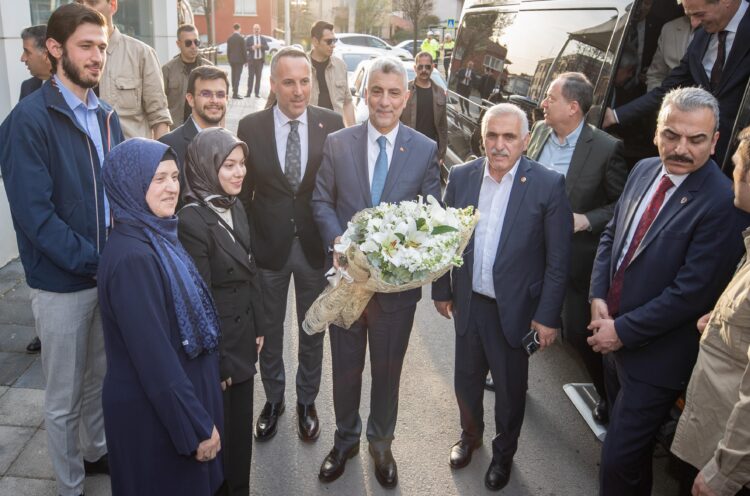 Ticaret Bakanı Bolat, Sakarya’da iftar programında konuştu: haberi