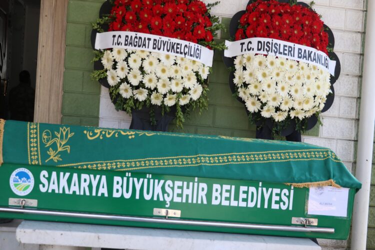 Türkiye’nin Pekin Büyükelçisi Musa’nın babası son yolculuğuna uğurlandı haberi