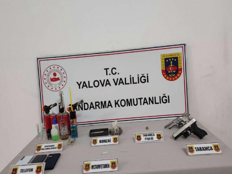 Yalova’da uyuşturucu operasyonunda 4 zanlı yakalandı haberi