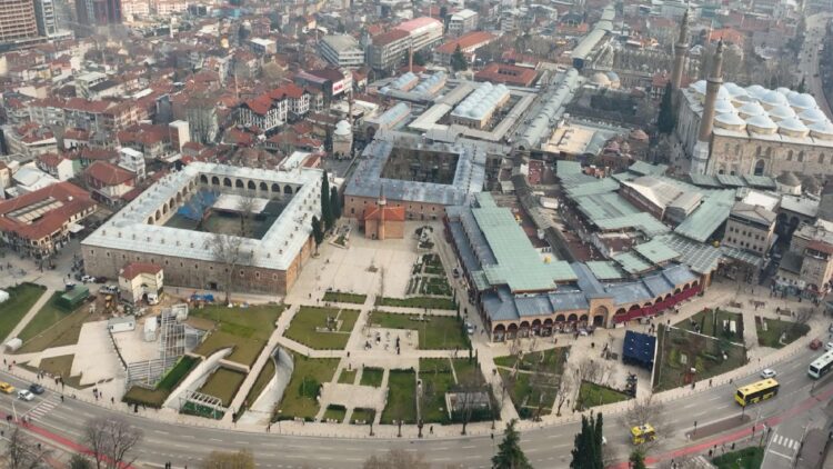 Bakan Kurum’dan Bursa’daki Tarihi Hanlar bölgesindeki dönüşüme ilişkin paylaşım: haberi