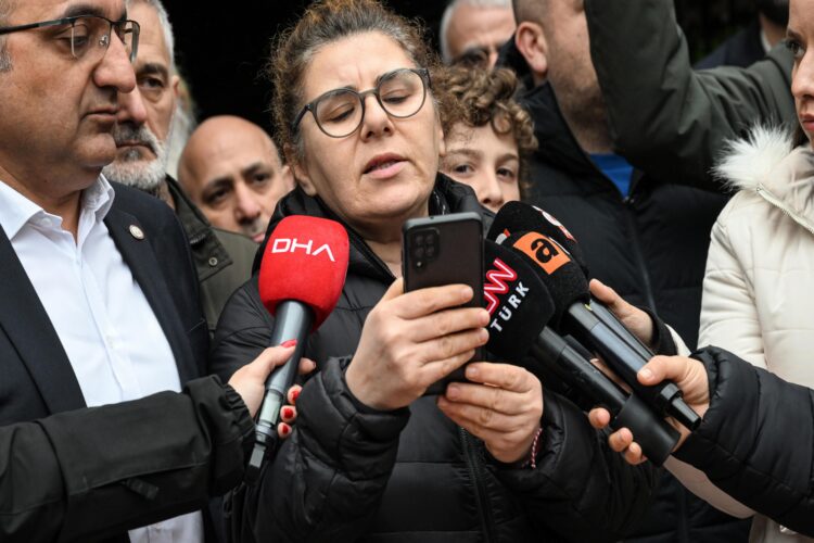 Beşiktaş’taki gece kulübü yangınında hayatını kaybedenler anıldı haberi