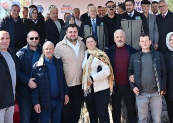 Bursa’da üreticilere 1 milyon 222 bin 500 çilek fidesi dağıtıldı haberi