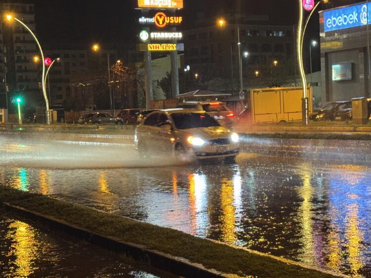 Edirne’de sağanak etkili oldu haberi