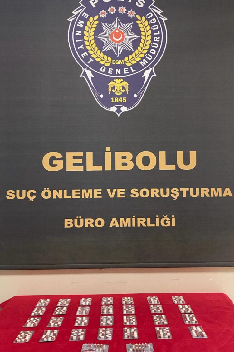 Gelibolu’da üzerinde uyuşturucu bulunan kişi tutuklandı haberi