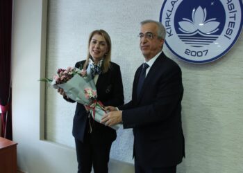 Kırklareli Üniversitesi Rektörlüğüne atanan Prof. Dr. Rengin Ak görevine başladı haberi
