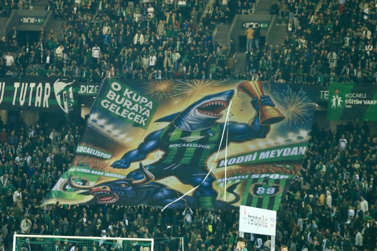 Kocaelispor-Sakaryaspor maçının ardından haberi