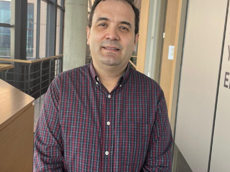 Kurak alanlara kurulan GES’lerin bitki örtüsü verimliliğini yüzde 137 arttırdığı belirlendi haberi