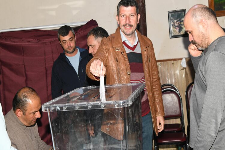 Lapseki Avcılık ve İhtisas Kulübü’nün yeni başkanı Kaan Yeşilbaş oldu haberi