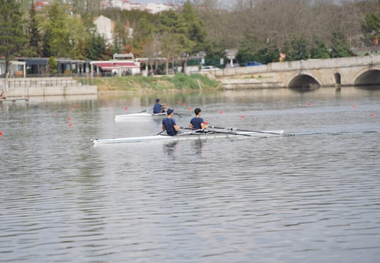 Milli kürekçiler Meriç Nehri’nde kampa girecek haberi