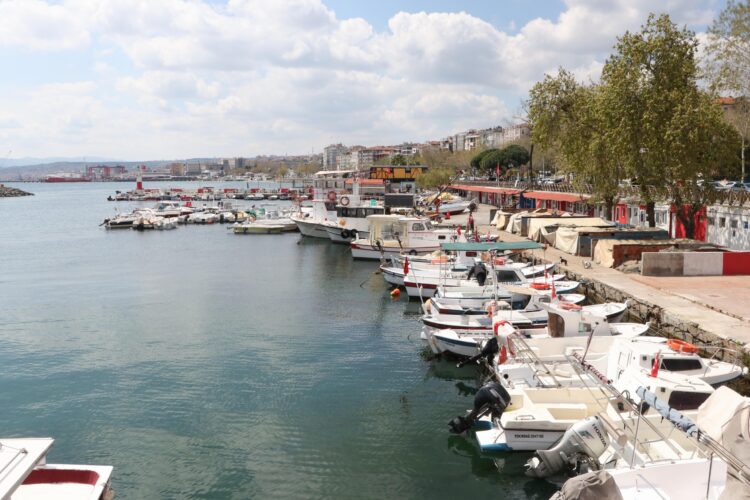 Tekirdağ’da deniz ulaşımına poyraz engeli haberi