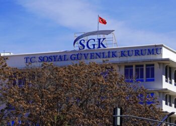SGK, 18 Sözleşmeli Bilişim Personeli Alımı Yapacak