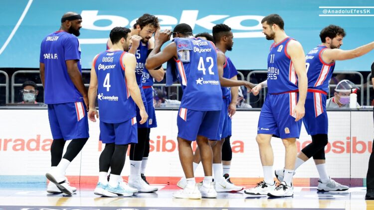 Anadolu Efes EuroLeague’e Veda Etti, Panathinaikos Final Four’a Kaldı