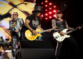Guns N’ Roses İstanbul Konseri İçin 13 TIR’lık Dev Prodüksiyon Yolda