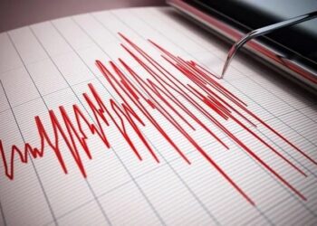 Ege Deprem İle Sarsıldı: Birçok İl Hissetti
