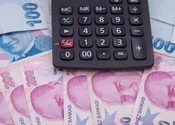 600 Bin Kamu İşçisi İçin Zam Sürecinde Yeni Teklif Bekleniyor: Türk-İş Eylem Sinyali Verdi