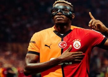 Victor Osimhen Resmen Manchester United Yolunda: Bonservis ve Maaş Detayları Belli Oldu