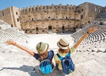 Gençlere Ücretsiz Tatil Fırsatı: Seyahatsever Başvuruları Başladı