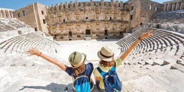 Gençlere Ücretsiz Tatil Fırsatı: Seyahatsever Başvuruları Başladı