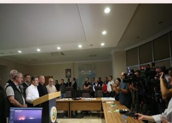 Çanakkale’de Yangın: Merkezde Kontrol Sağlandı, Bayramiç’te Alevler Sürüyor