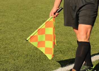 Süper Lig’de Yabancı VAR Hakemleri Tartışması Sona Erdi: TFF Yerli Hakemlerle Devam Kararı Aldı