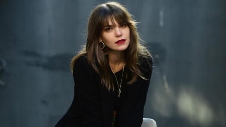 Aslı Enver, Disney Plus’ın Yeni Dizisi “Ayna”da