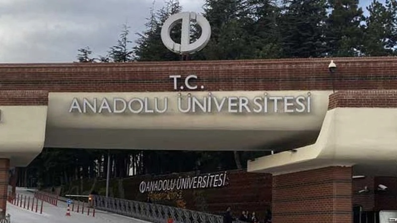 Anadolu Üniversitesi AÖF 2025-2026 Dönemi Kayıt Yenileme Tarihleri Belli Oldu