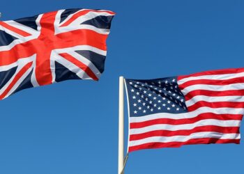 İngiltere, Epstein Bağlantıları Nedeniyle ABD Büyükelçisi Mandelson’ı Görevden Aldı