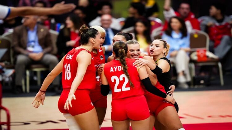 Filenin Sultanları Çeyrek Finale Yükseldi