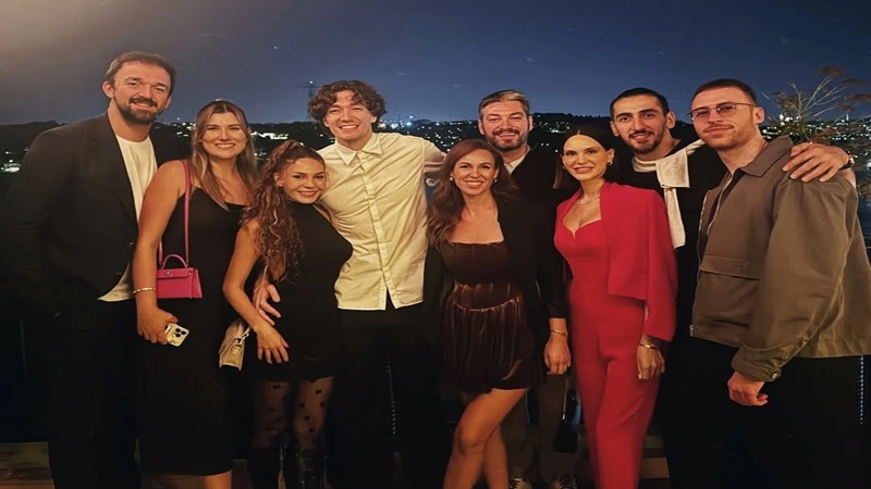 12 Dev Adam Avrupa Şampiyonası İkinciliğini İstanbul’da Kutladı