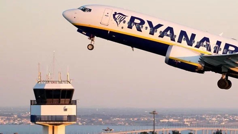 Ryanair Almanya’daki 9 Havalimanından Uçuşlarını Durdurdu