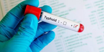 Bangladeş’te 50 Milyon Çocuk Tifo Aşısı Olacak