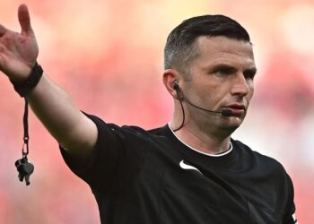 Galatasaray – Bodo/Glimt Maçının Hakemi Michael Oliver Oldu