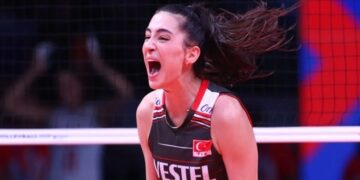 Saliha Şahin, 10 Gün Sahalardan Uzak Kalacak