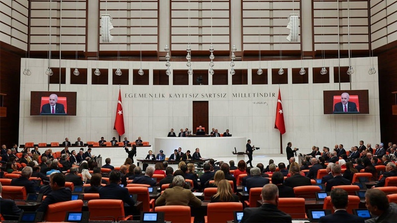 Yeni Vergi Paketi Meclis’te: Kira Muafiyeti Kalkıyor, Noter ve Ruhsat Harçları Artıyor