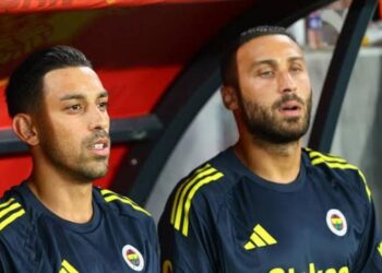 Fenerbahçe’de Cenk Tosun ve İrfan Can Kahveci Belirsizliği Sürüyor