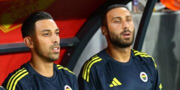 Fenerbahçe’de Cenk Tosun ve İrfan Can Kahveci Belirsizliği Sürüyor