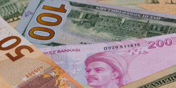 Döviz Kurları Yükselişini Sürdürüyor: 8 Kasım 2025 Güncel Fiyatlar