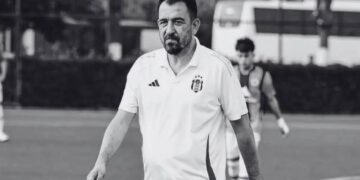 Beşiktaş Camiasının Acı Kaybı: Hikmet Çapanoğlu Hayatını Kaybetti