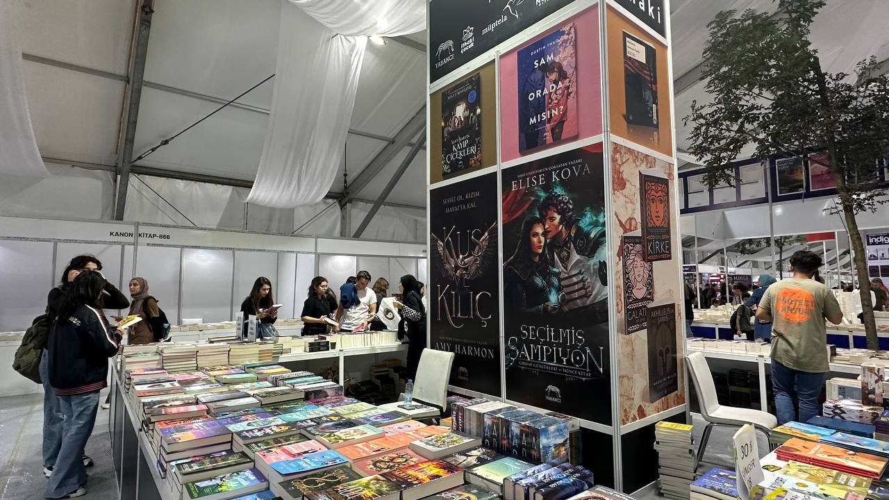 13 kocaeli kitap fuarı kitap severleri kendine Çekiyor