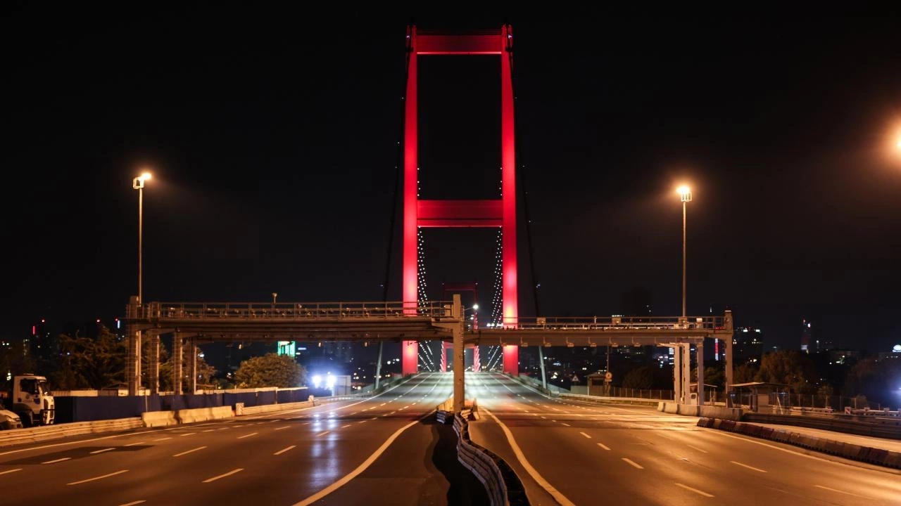 15 temmuz Şehitler köprüsü bazı saatlerde trafiğe kapatılacak