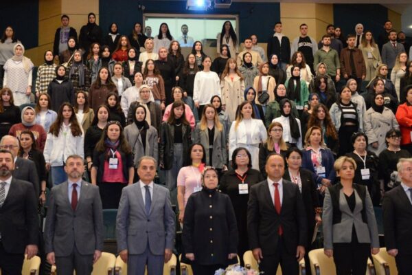 15. Uluslararası Dünya Dili Türkçe Sempozyumu Düzenlendi