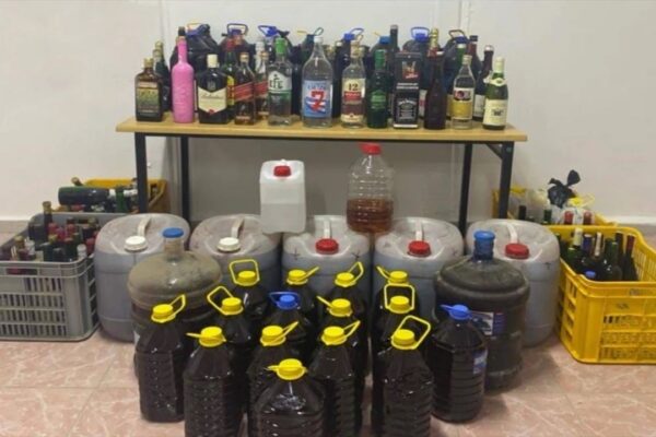 1670 Litrelik Sahte İçki Operasyonunda 6 Gözaltı
