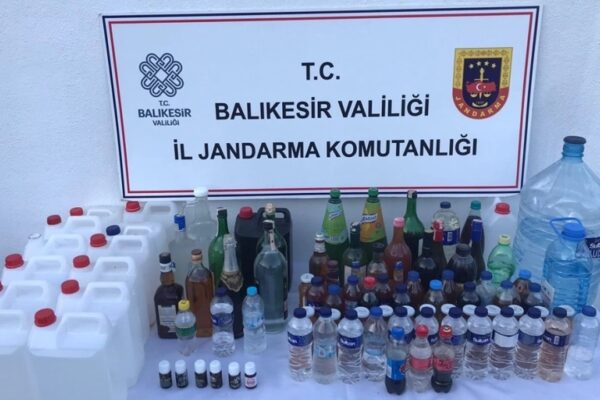 2 Bin 342 Litre Sahte İçkiye El Konuldu