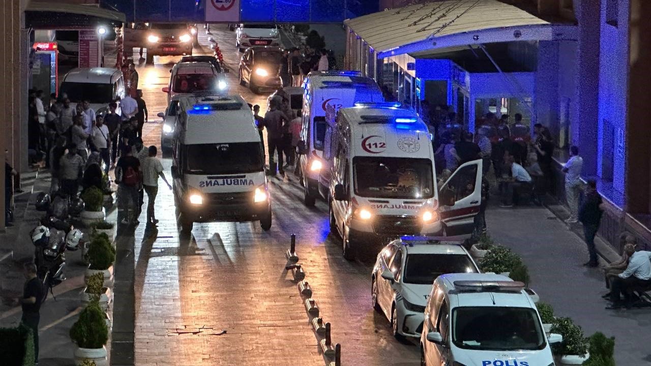 2 grup arasında kavga Çıktı 6sı ağır 19 yaralı