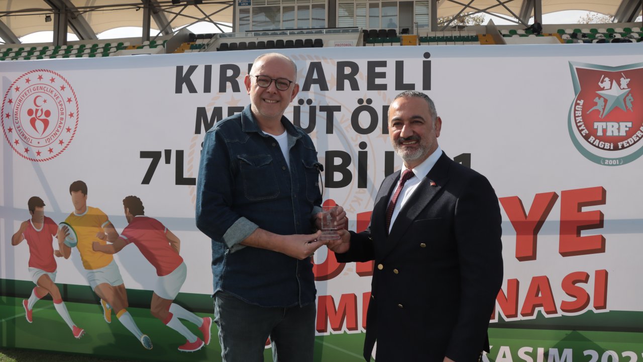 21 yaş altı 7li ragbi Şampiyonası kırklarelinde başladı