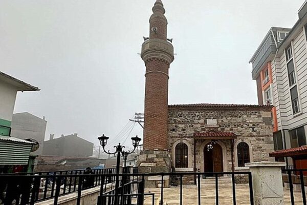 220 Yıllık Tarihi Yakup Bey Camii Yarın İbadete Açılıyor