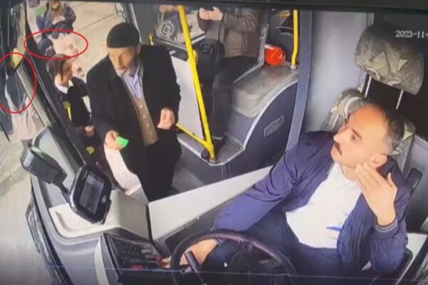 3 Yankesiciyi Fiziki Takipteki Kadın Polis Yakaladı