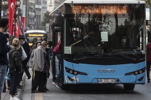 65 Yaş Üstü Toplu Taşımada Kısıtlama Kararı